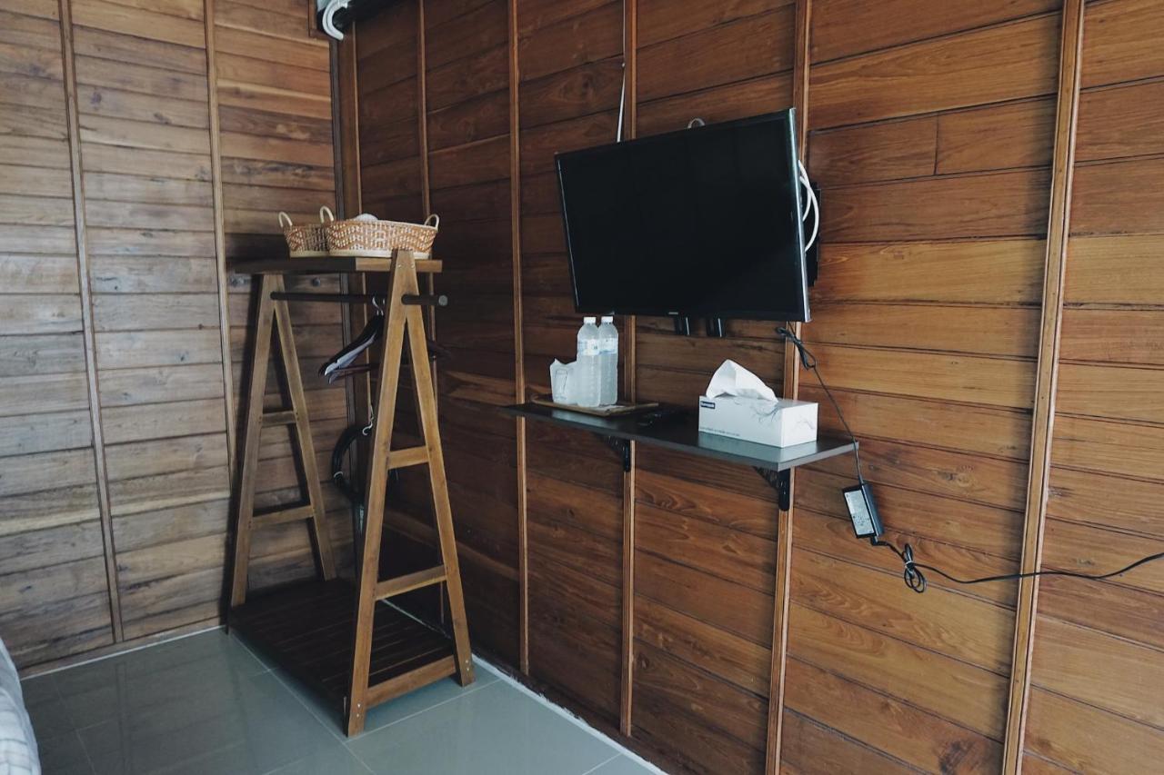 Tha Ma-O Bouteak Homestay - Self Check-In 람빵 외부 사진